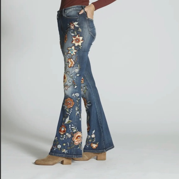 Free People Denim - Driftwood Farrah Flare - Serendipity